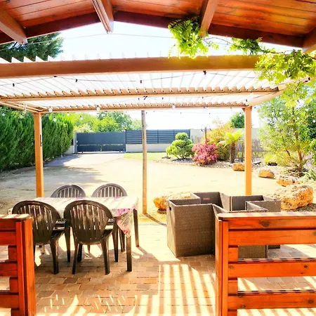 Cottage avec piscine au cœur du Saumur Champigny Souzay-Champigny Extérieur photo